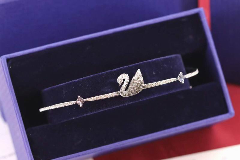 Swarovski Bracelet 03lyr50 (6)